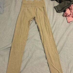 Women's Tan Leggings